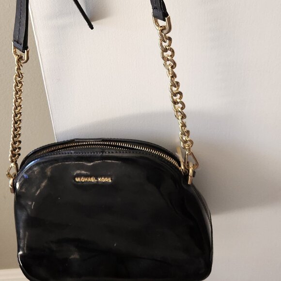 MICHAEL Michael Kors Handbags - Michael Kors black patent leather shoulder bag